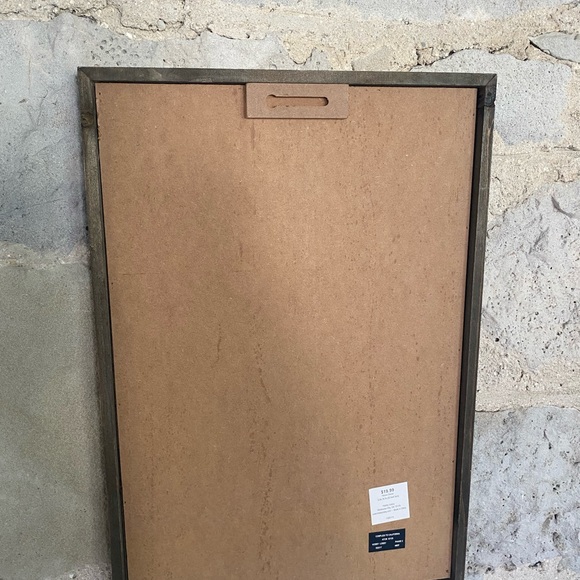 Framed pineapple - Picture 2 of 2